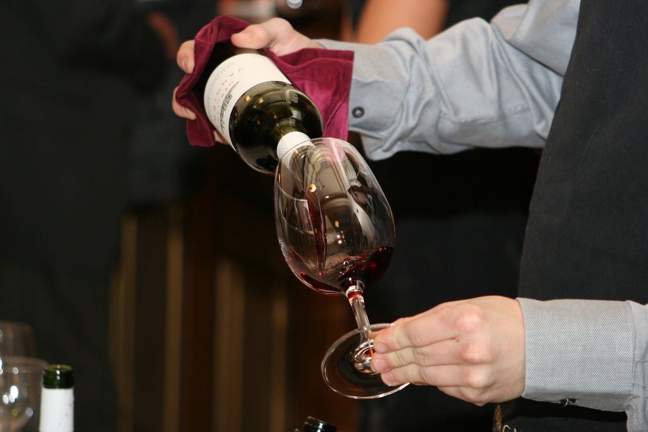 wine pouring